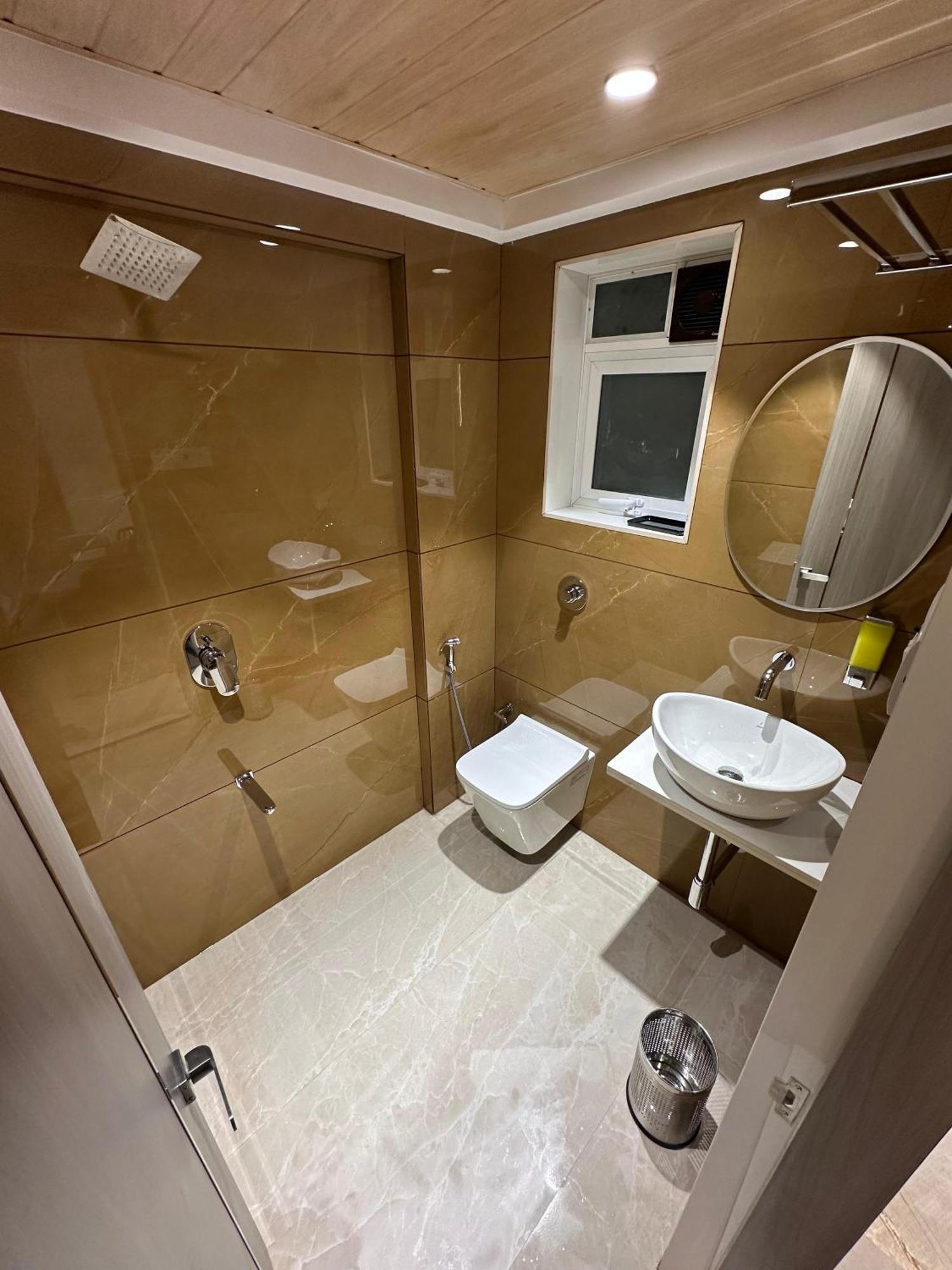 Hotel Spencer-Navi Mumbai Exterior photo