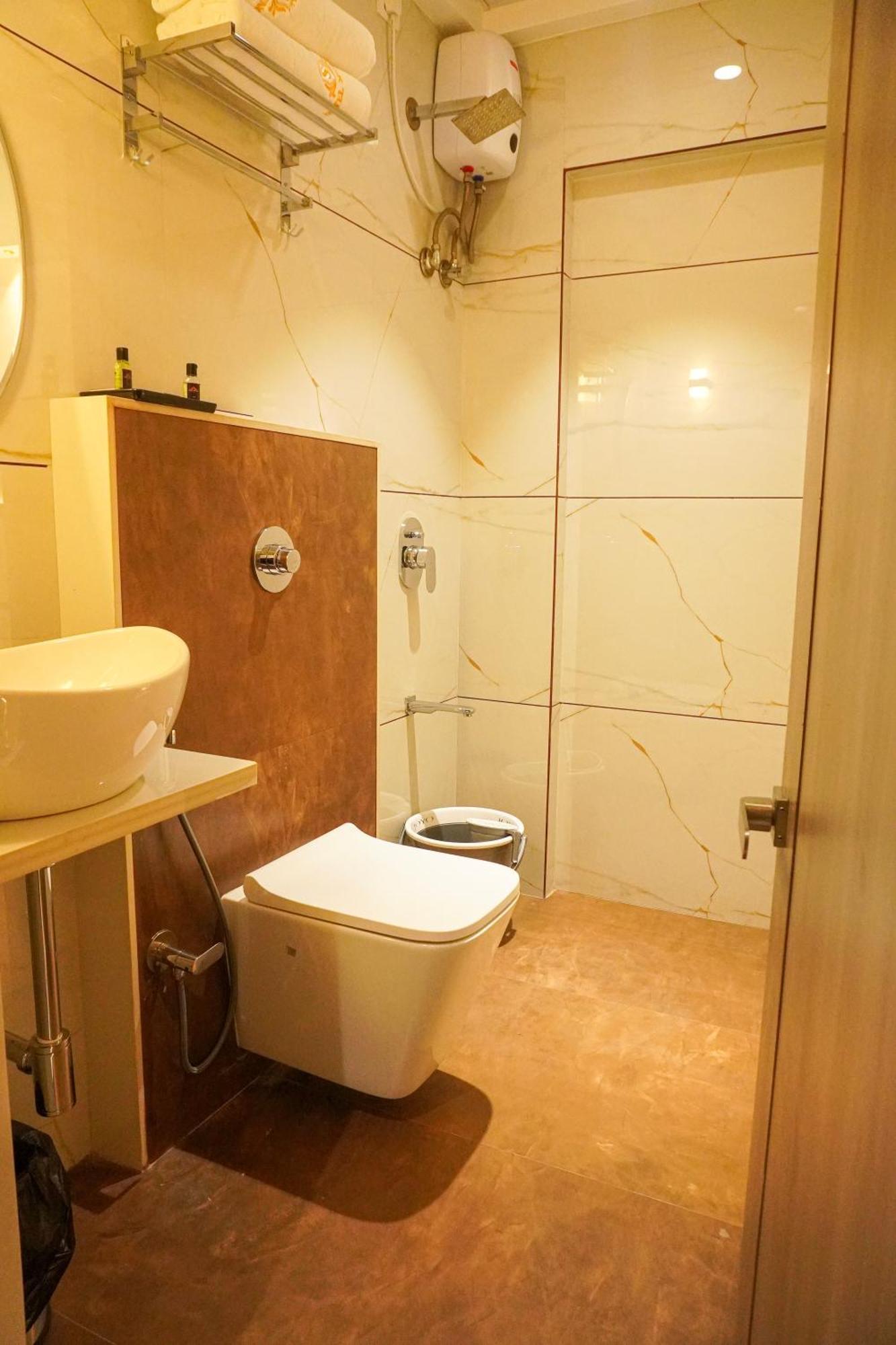 Hotel Spencer-Navi Mumbai Exterior photo